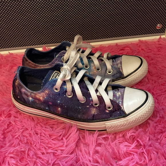 Converse All Star women’s Cosmic Galaxy print low top sneakers size 6 - Picture 5 of 12